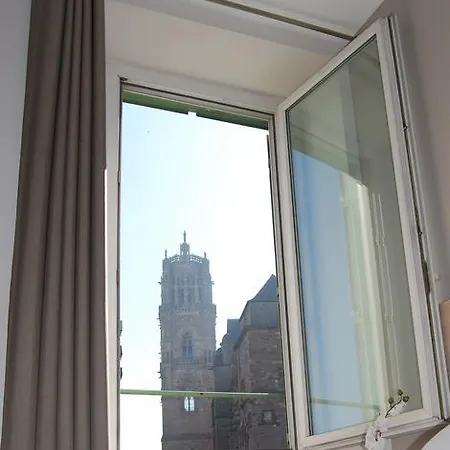 Hotel Logis Restaurant Du Midi - Centre Rodez