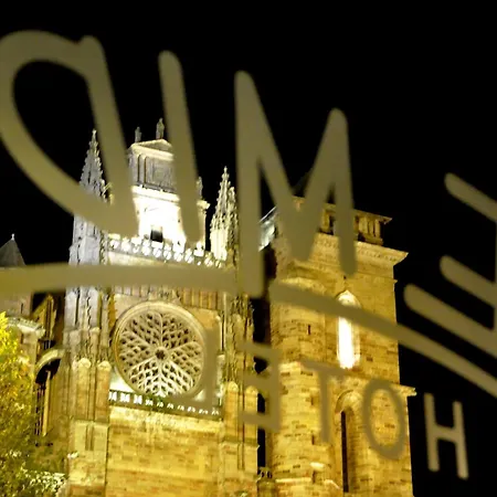 Hotel Logis Restaurant Du Midi - Centre 2*