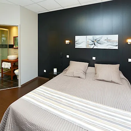 Hotel Logis Restaurant Du Midi - Centre Rodez