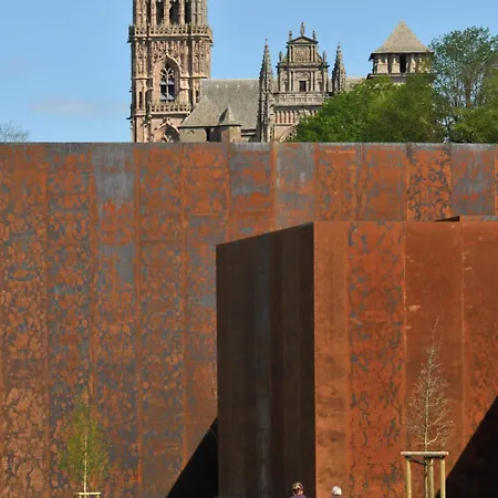 Logis Restaurant Du Midi - Centre Hotel Rodez