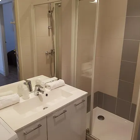 Logis Restaurant Du Midi - Centre Hotel 2*