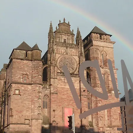 Logis Restaurant Du Midi - Centre Hotel