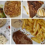 Logis Restaurant Du Midi - Centre Hotel