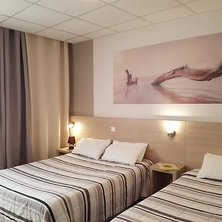 Ξενοδοχείο Logis Restaurant Du Midi - Centre 2*