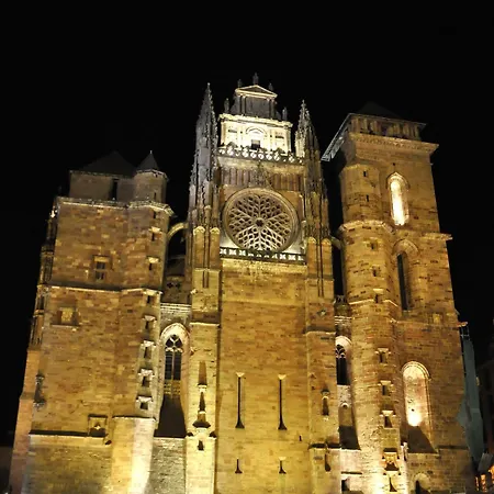 Hotel Logis Restaurant Du Midi - Centre Rodez