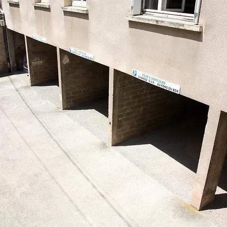 Logis Restaurant Du Midi - Centre 2*