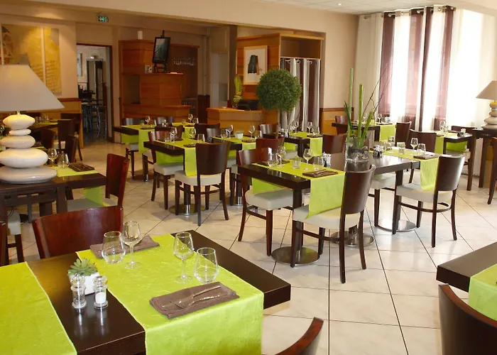 Logis Restaurant Du Midi - Centre Rodez