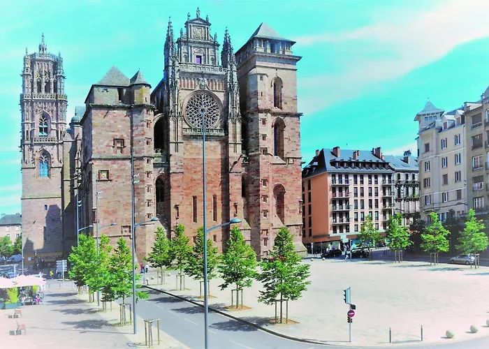 Hotel Logis Restaurant Du Midi - Centre