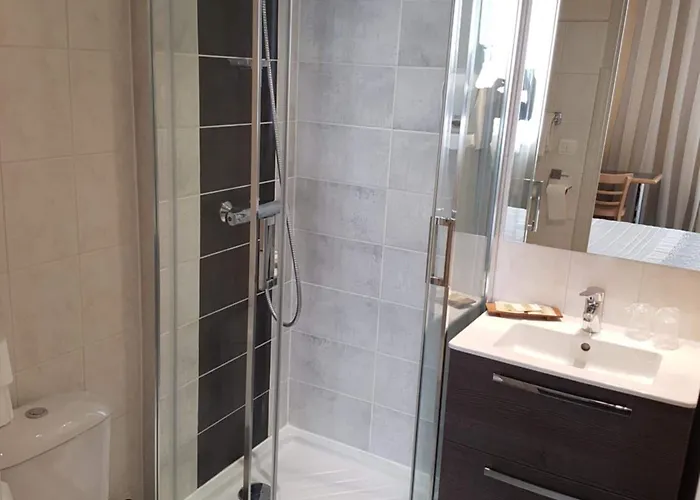 Logis Restaurant Du Midi - Centre Hotel Rodez